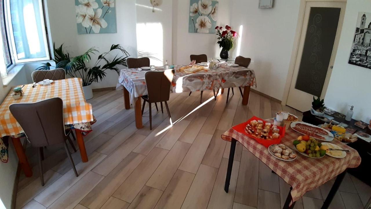 أوربينو B&B Canavaccio المظهر الخارجي الصورة